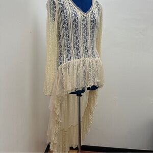 Ryu Cream Lace V-Neck Faerie Bohemian Cover up/Tunic